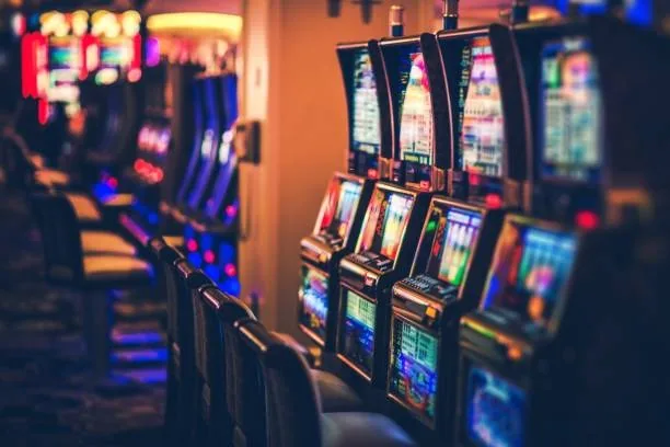 10wi Live Tables, Slots and More at 10wi Casino